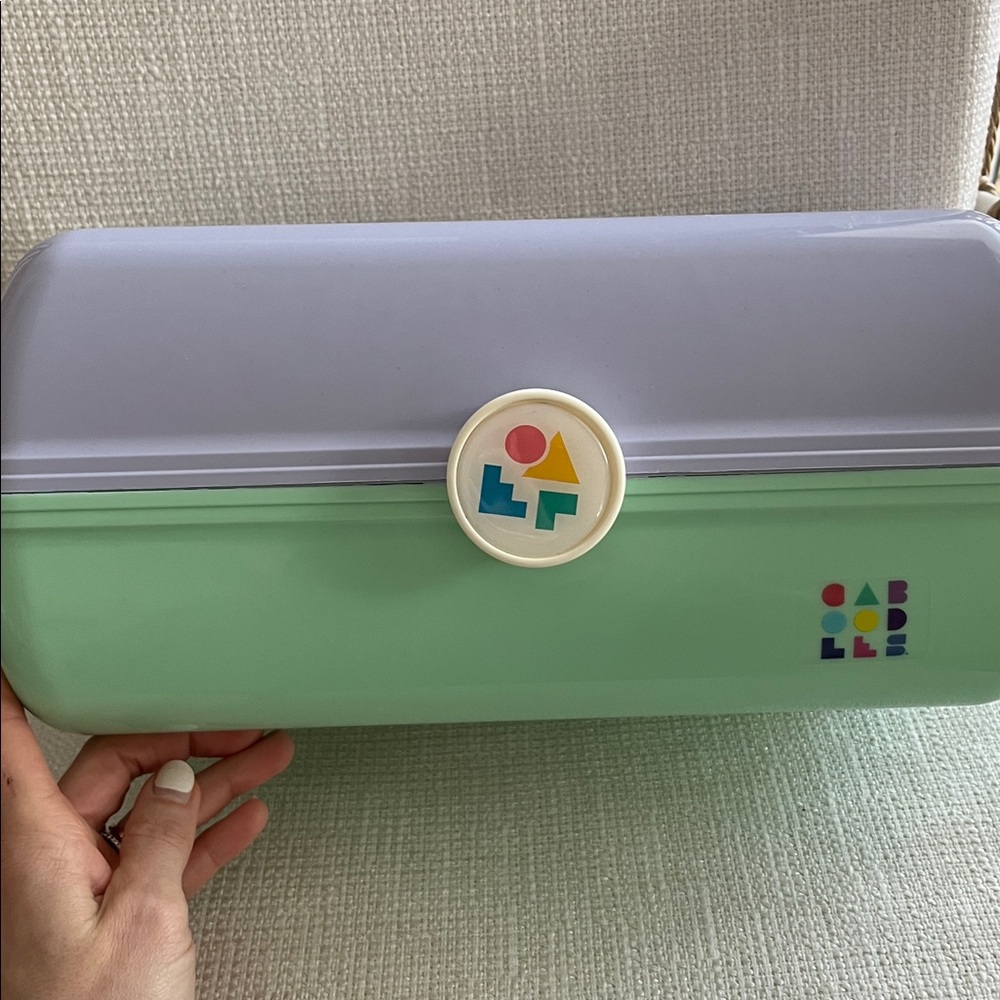 Pastel Caboodle - Picture 2 of 6
